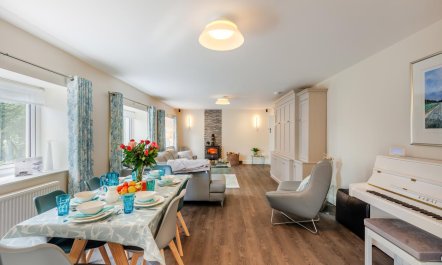 4 Bed in Aberdovey 4