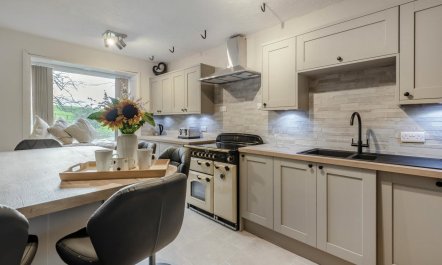 3 Bed in Mealsgate 7