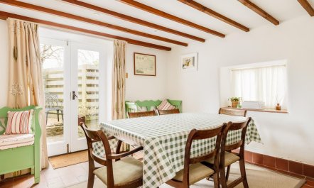 3 Bed in Burton Bradstock 4