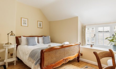 3 Bed in Burton Bradstock 8