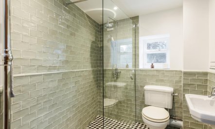 3 Bed in Burton Bradstock 7