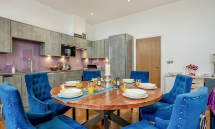 2 Bed in Whitby 8