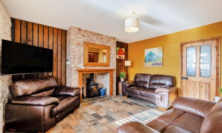 3 Bed in Rhossili 5