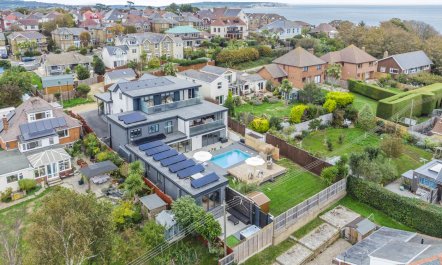 10 Bed in Shanklin