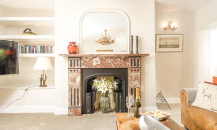 4 Bed in Warkworth 2