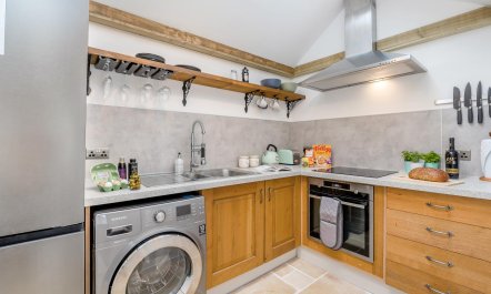 2 Bed in Peasmarsh 2
