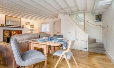 2 Bed in Peasmarsh 3