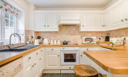 2 Bed in Peterstow 8