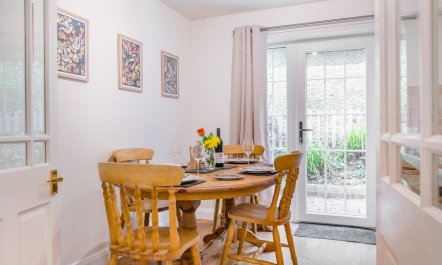 2 Bed in Peterstow 4