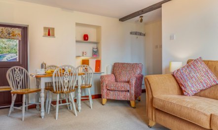 2 Bed in Earl Sterndale 6