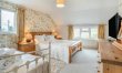 1 Bed in Saundersfoot 3
