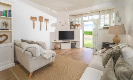 2 Bed in Bamburgh 6