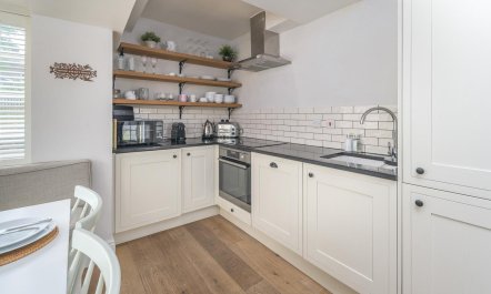 2 Bed in Bamburgh 4