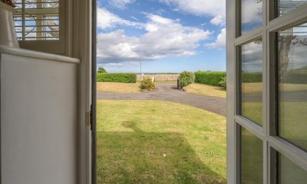 2 Bed in Bamburgh 9