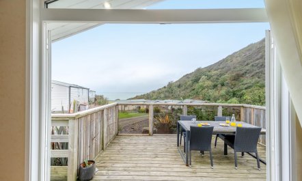 2 Bed in Tresaith 1