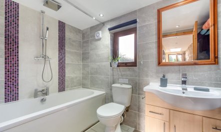 3 Bed in Criccieth 8