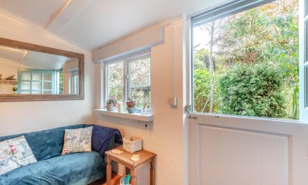 2 Bed in St. Ives 7