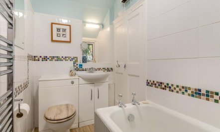 2 Bed in St. Ives 9