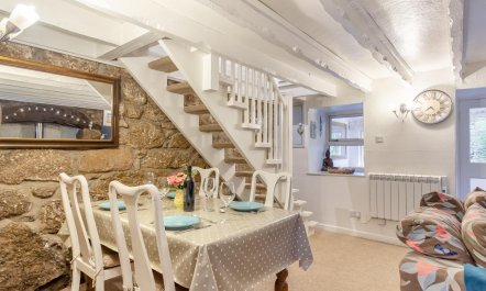 2 Bed in St. Ives 1