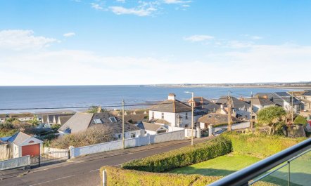5 Bed in Ogmore-by-Sea 3