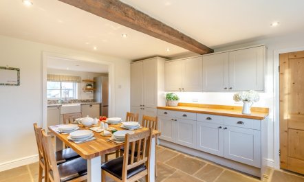 3 Bed in Cundall 9