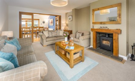 4 Bed in Bamburgh 3