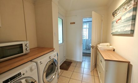 1 Bed in Lyme Regis 7