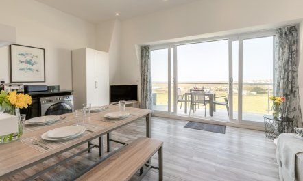 2 Bed in Crantock 1