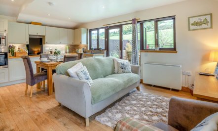 2 Bed in Brecon 6