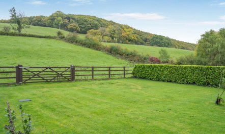 2 Bed in Brecon 4