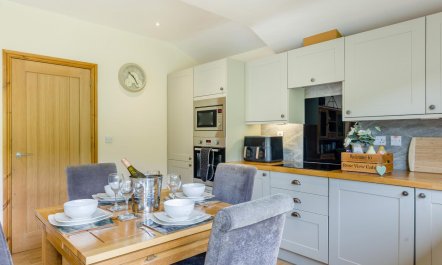 2 Bed in Brecon 6