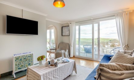 4 Bed in Salcombe 4