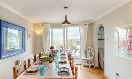 4 Bed in Salcombe 7
