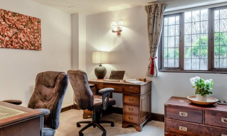 6 Bed in Taunton 9