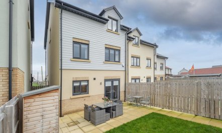 4 Bed in Amble 3