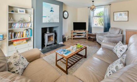 3 Bed in Porthleven