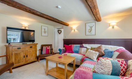 3 Bed in Swinscoe 4