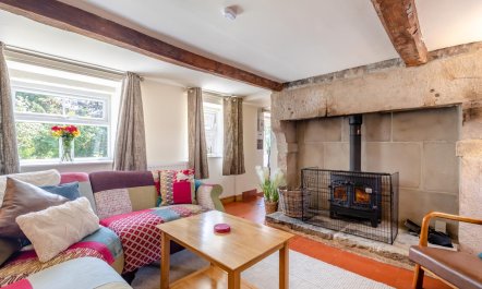 3 Bed in Swinscoe 1