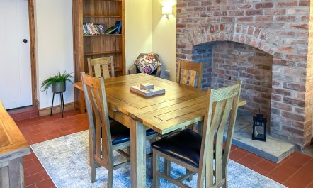 3 Bed in Swinscoe 5