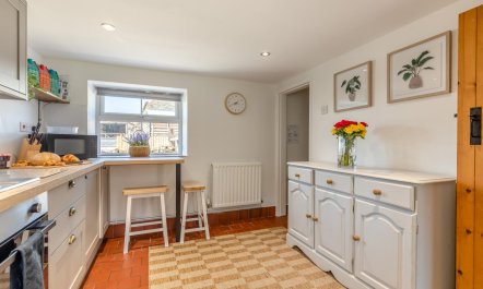 3 Bed in Swinscoe 9