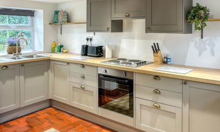 3 Bed in Swinscoe 1
