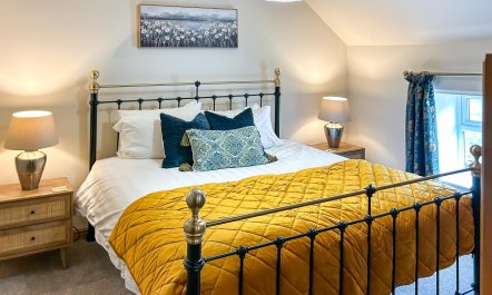 3 Bed in Swinscoe 9