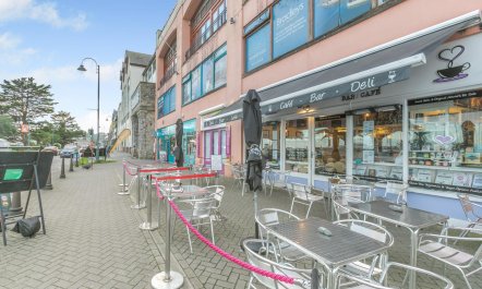 1 Bed in Penzance 8
