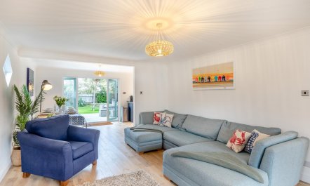 4 Bed in Freshwater 4