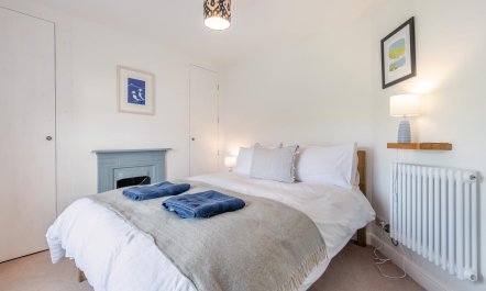 2 Bed in West Lulworth 4