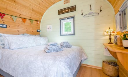 1 Bed in Laneast 2