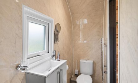 1 Bed in Laneast 9