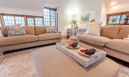 6 Bed in Englefield Green 6