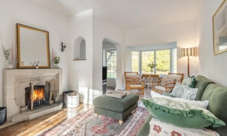 6 Bed in Englefield Green 4