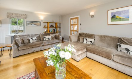 4 Bed in Lesbury 6